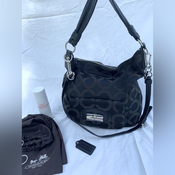 Coach Signature hobo handbag BLACK - Picture 1 of 7